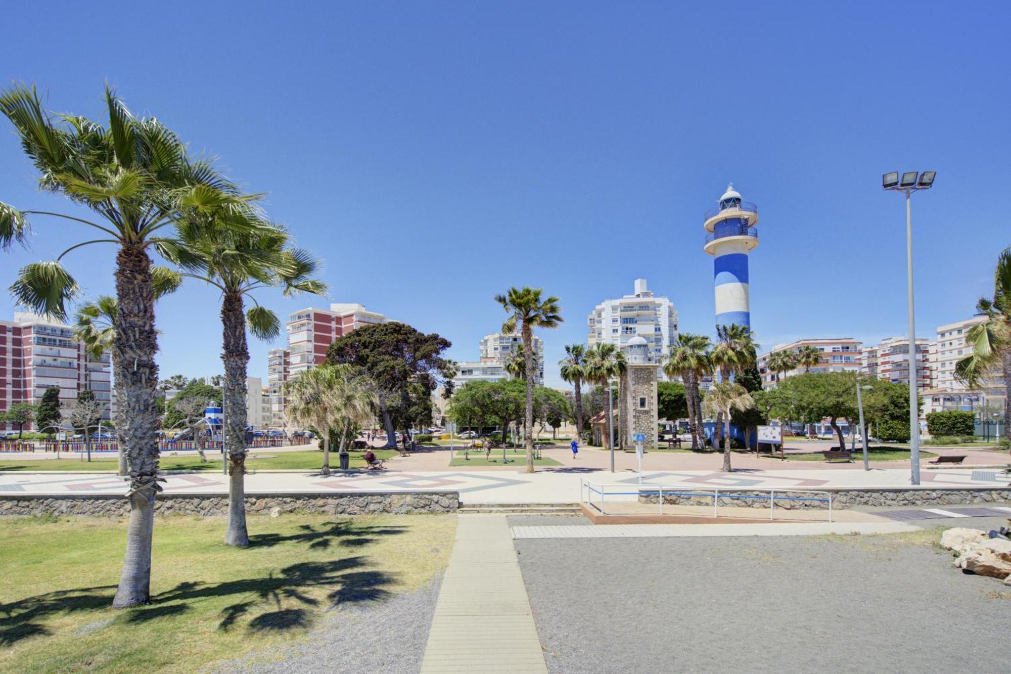 Nuevo Piso Centro Torre Del Mar Daire Dış mekan fotoğraf